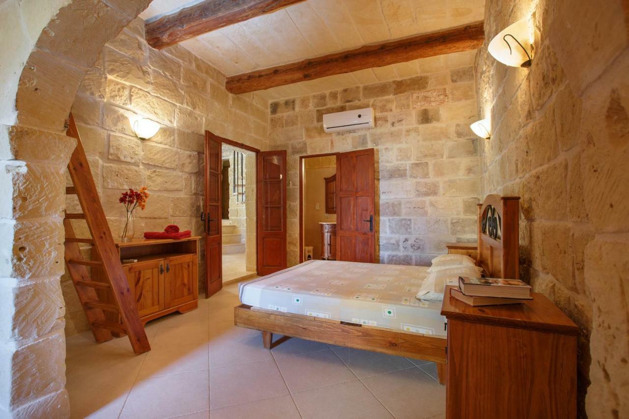 Il-Veduta Holiday Farmhouse With Sunny Private Pool In Island Of Gozo Għarb Екстериор снимка