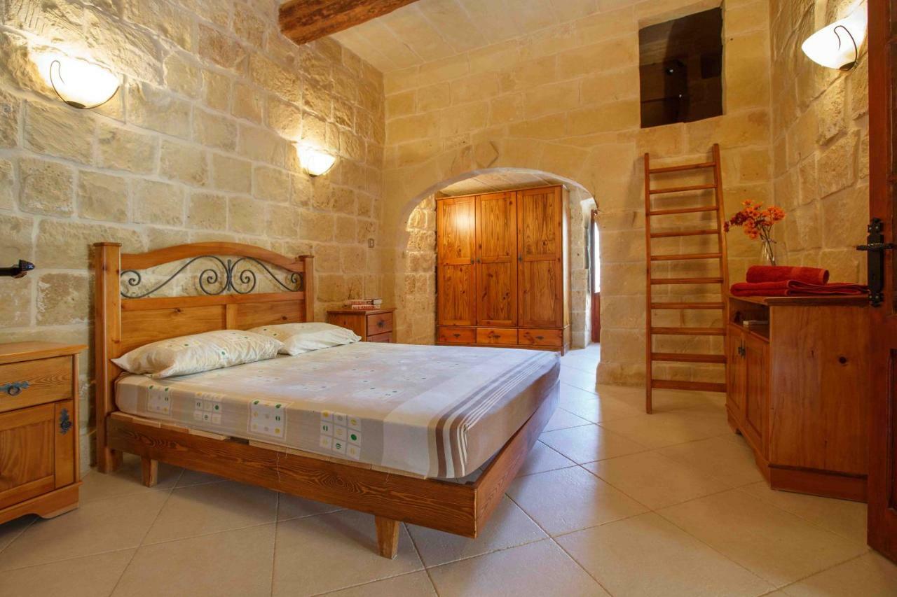 Il-Veduta Holiday Farmhouse With Sunny Private Pool In Island Of Gozo Għarb Екстериор снимка